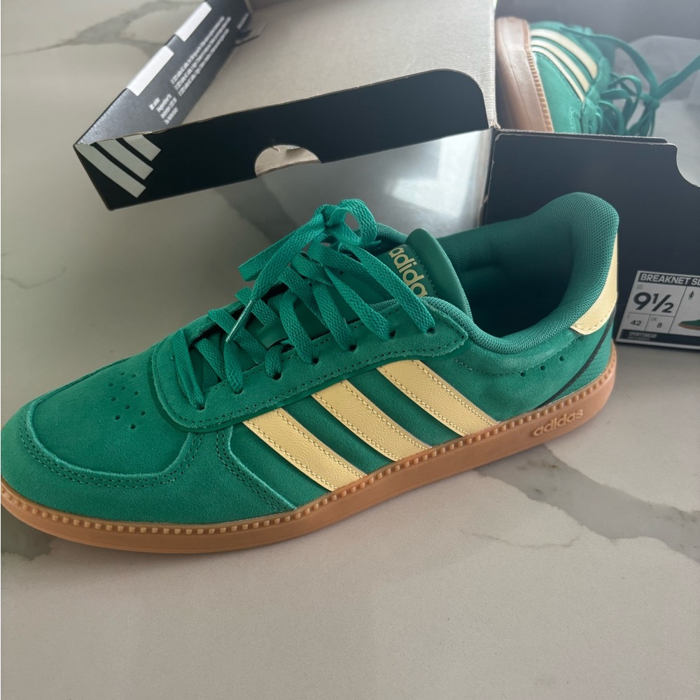 Adidas Breaknet Sleek Kids Sneakers - Green and Gold